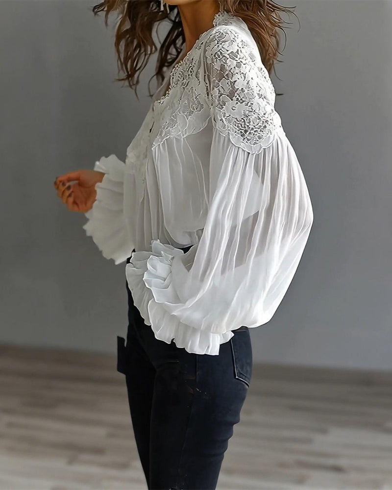 Melina | Blusa con Encaje en Escote y Hombros